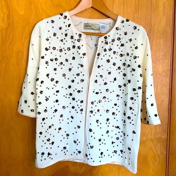 Storybook Knits Sweaters - NWT Vintage by Storybook Knits Cream Cardigan Size XS Grannycore